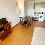 Comfortable 40 M With Sea View Apartamento Sainte-Maxime