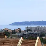 Comfortable 40 M With Sea View * Sainte-Maxime