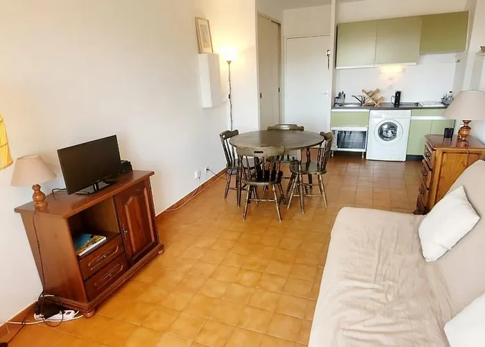 Comfortable 40 M With Sea View Appartamento Sainte-Maxime